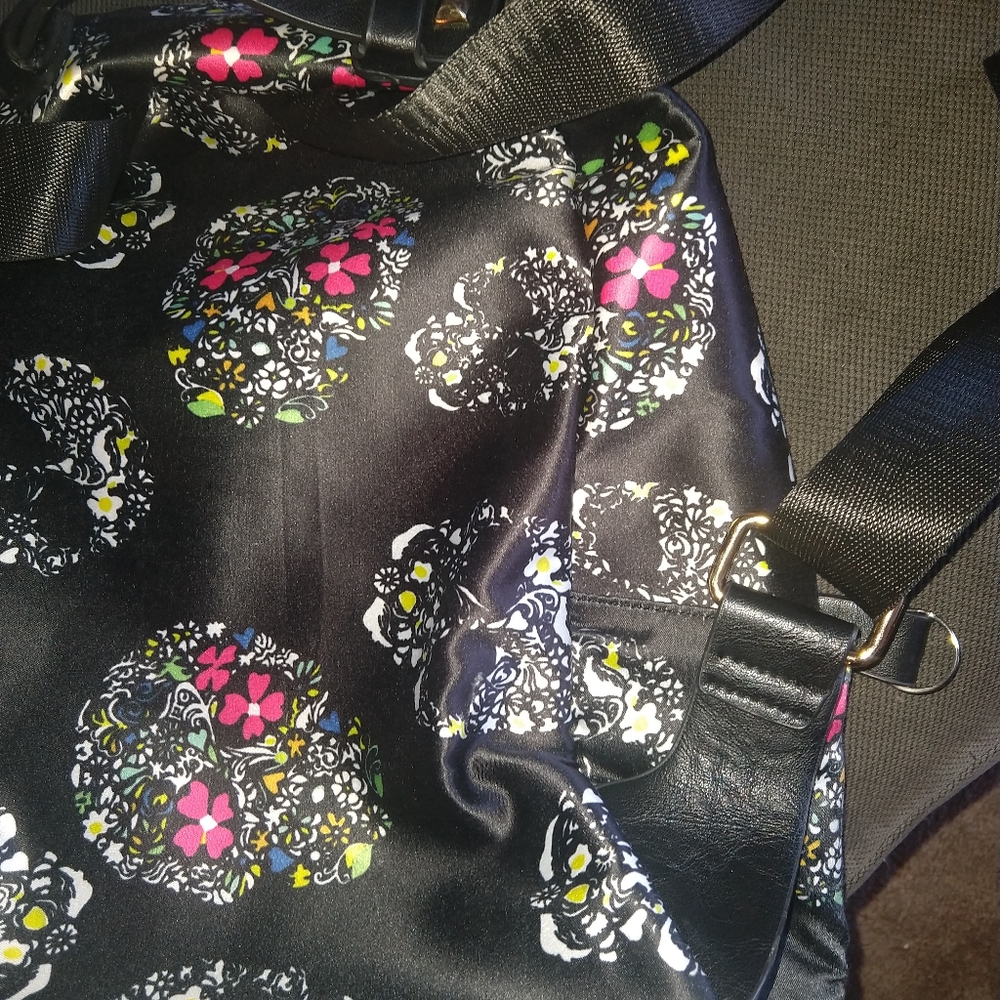 Backpack - Picture 6 of 7
